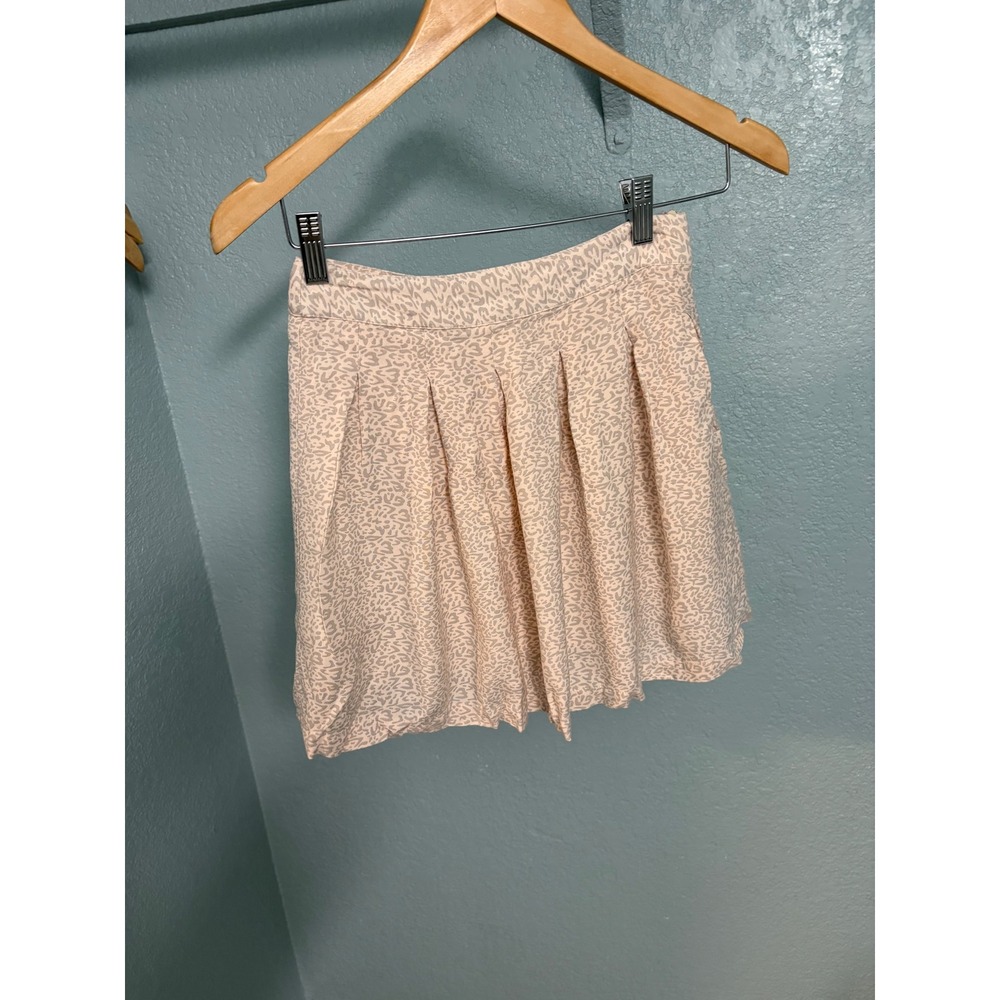 Sim & Sam Peach Grey Leopard Print Pleated Mini Skirt XS Hi Waisted Animal Print